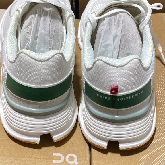 On running cloudnova form sneakers - Picture 4 of 5